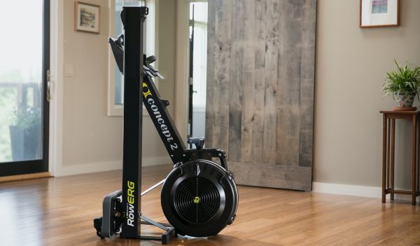 Rameur pliable : s'entraîner sérieusement en petit espace